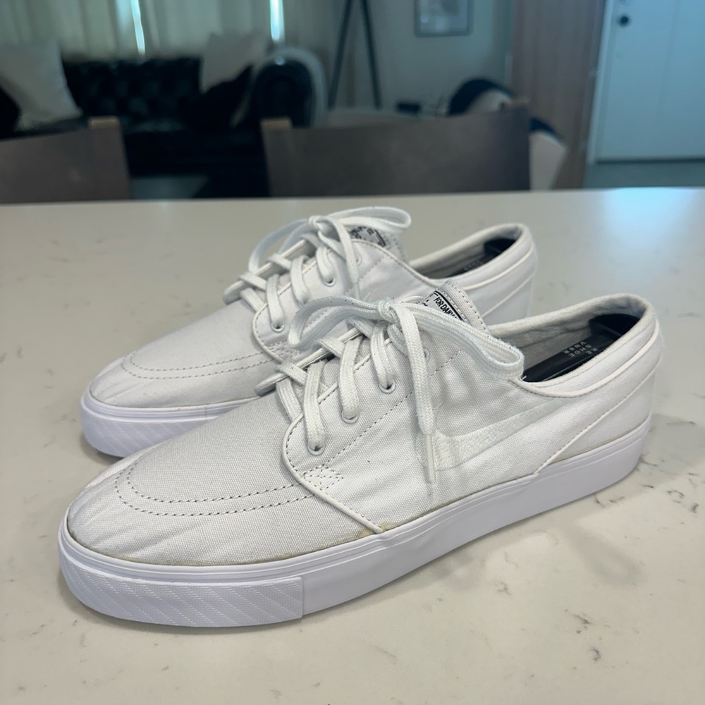 White Stefan Janoski Nike SB White Sneakers